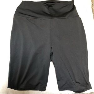 Biker shorts with cross in back